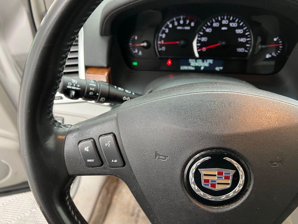 used 2007 Cadillac SRX car