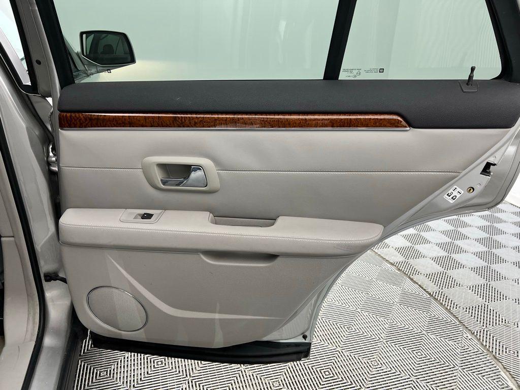 used 2007 Cadillac SRX car