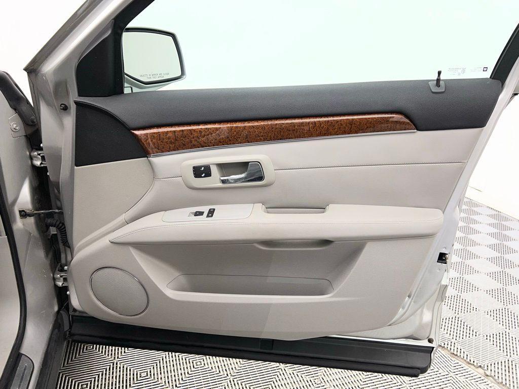 used 2007 Cadillac SRX car