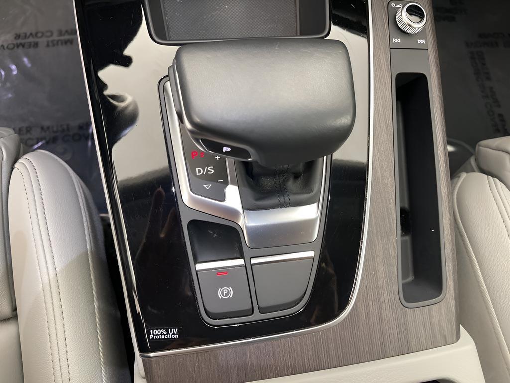 used 2024 Audi Q5 car, priced at $29,595