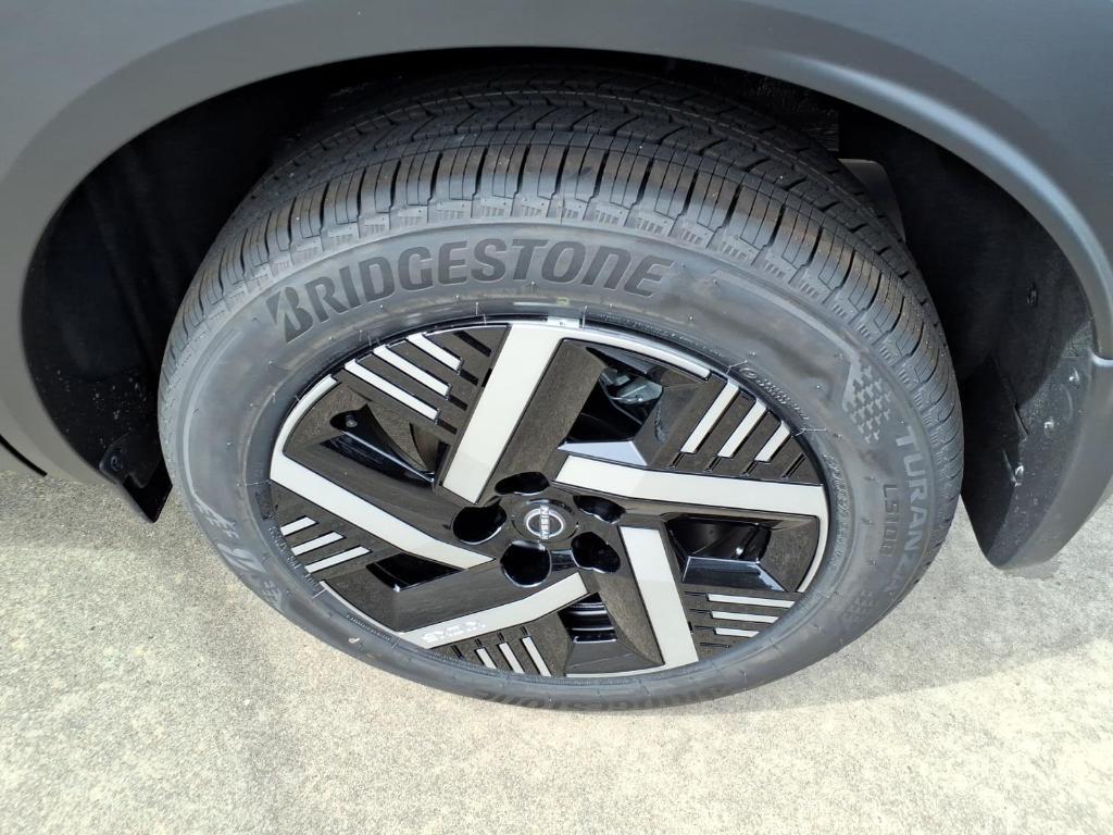 new 2026 Nissan Kicks car, priced at $27,085