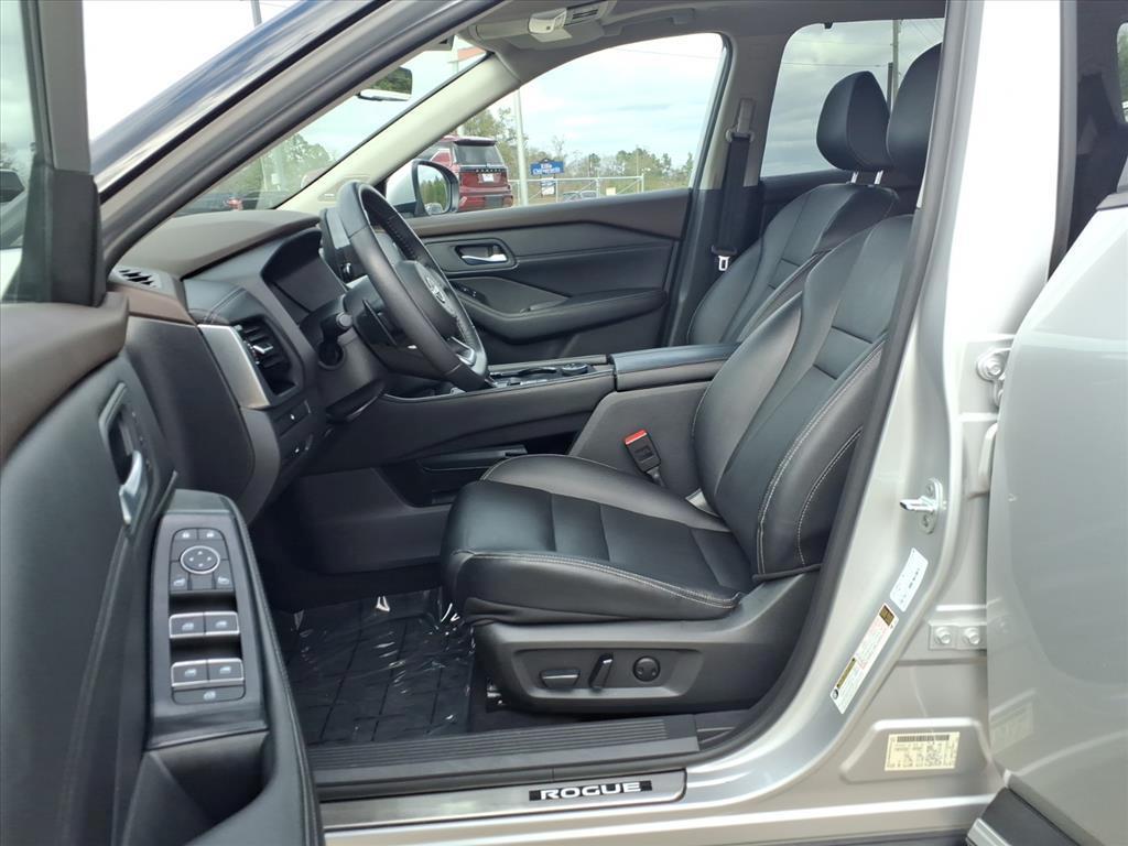 used 2023 Nissan Rogue car, priced at $27,995