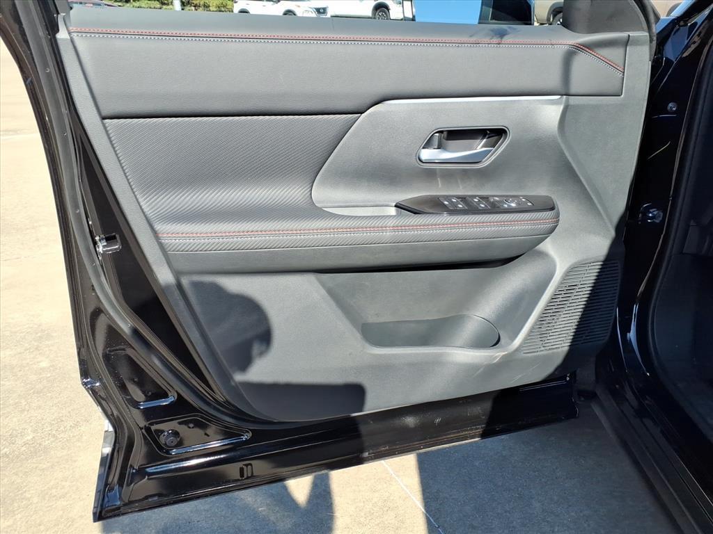 new 2026 Nissan Kicks car, priced at $28,910