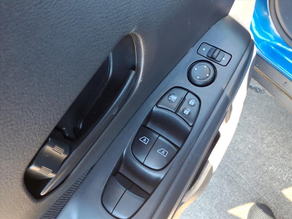 new 2025 Nissan Kicks Play car, priced at $23,865