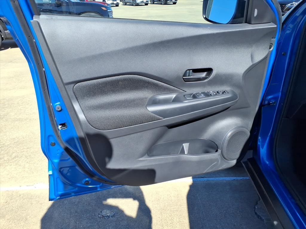 new 2025 Nissan Kicks Play car, priced at $23,865