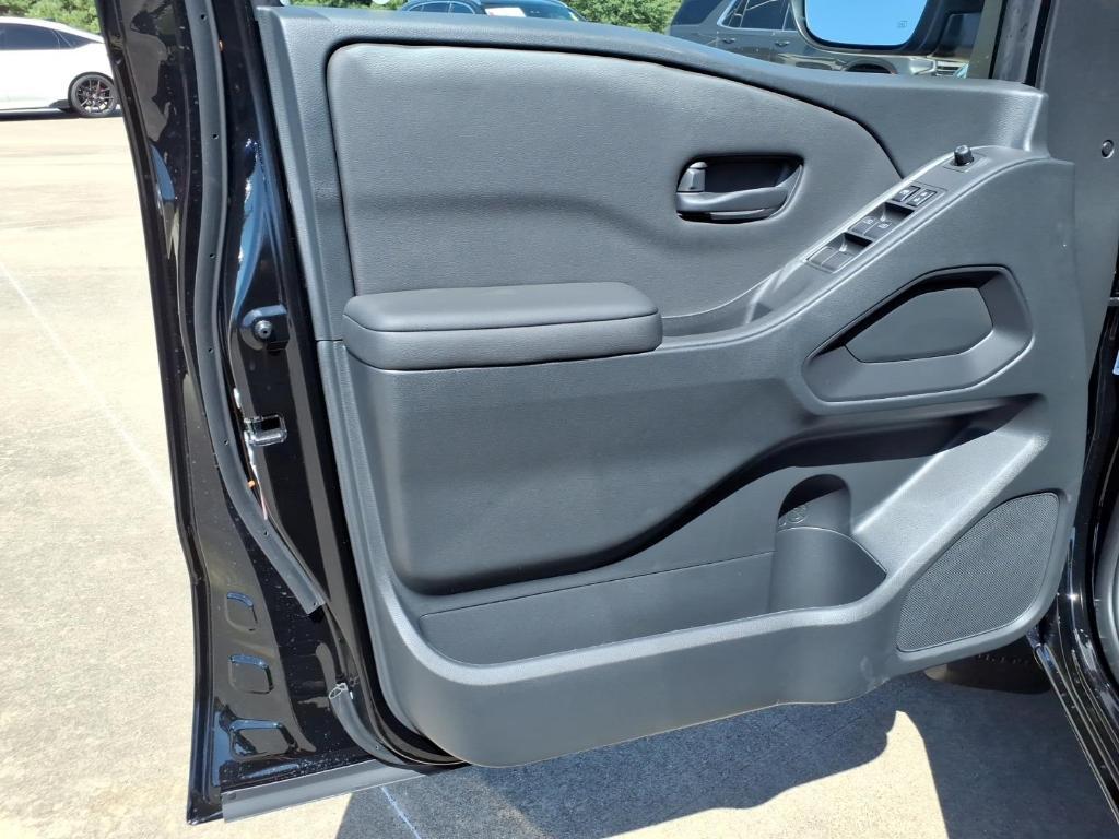 new 2026 Nissan Frontier car, priced at $39,617