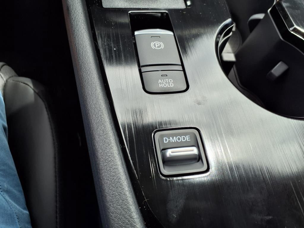 used 2025 Nissan Rogue car, priced at $30,995