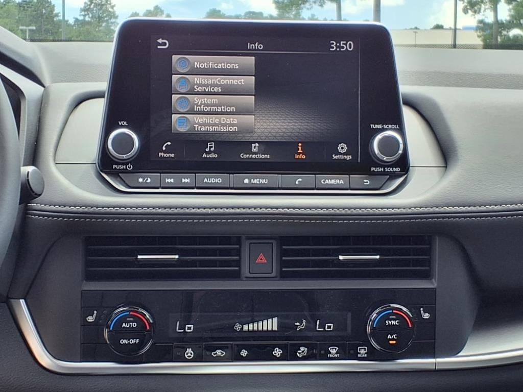 used 2025 Nissan Rogue car, priced at $30,995