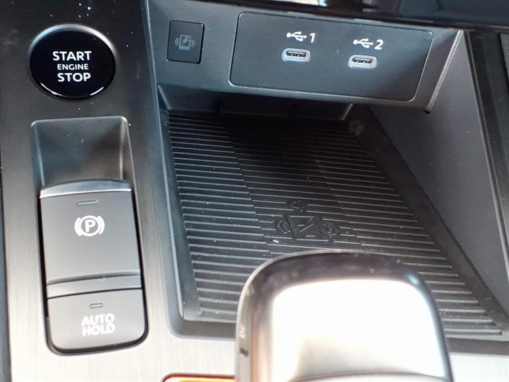 new 2026 Nissan Kicks car, priced at $32,176