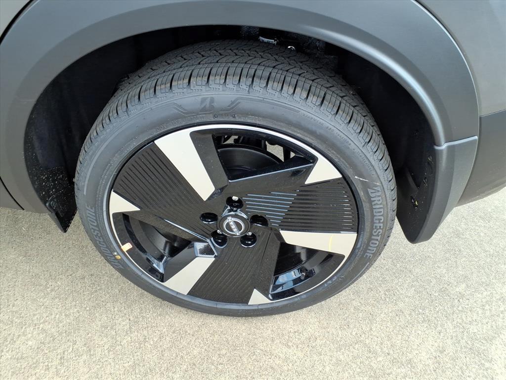 new 2026 Nissan Kicks car, priced at $32,176