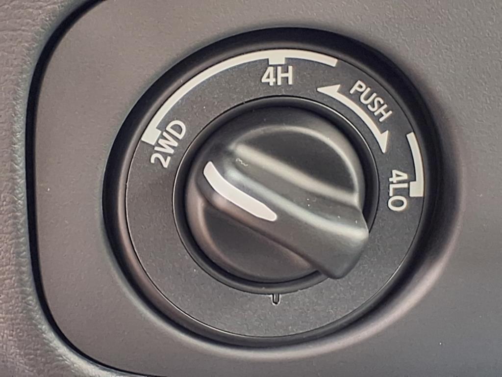 new 2025 Nissan Frontier car, priced at $40,968