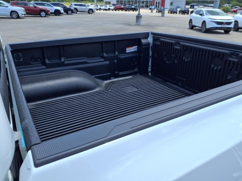 new 2025 Nissan Frontier car, priced at $40,968