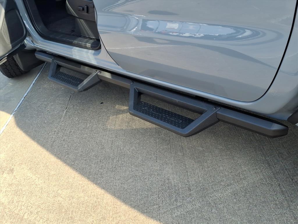 new 2026 Nissan Frontier car, priced at $42,454