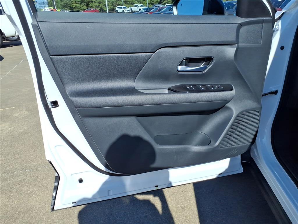 new 2026 Nissan Kicks car, priced at $26,217