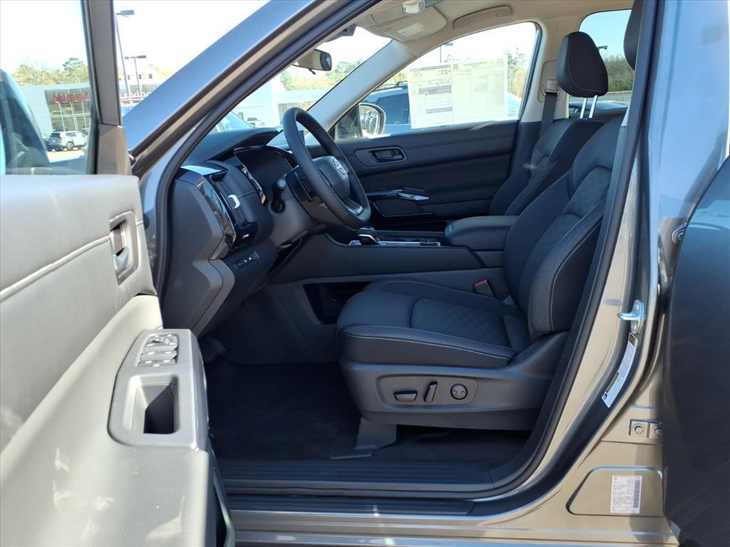 new 2026 Nissan Pathfinder car, priced at $41,816