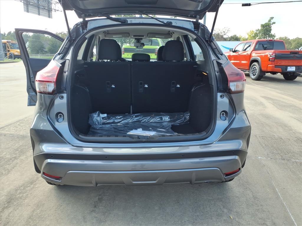 new 2025 Nissan Kicks Play car, priced at $23,865