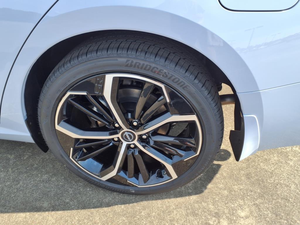 new 2025 Nissan Altima car, priced at $33,141