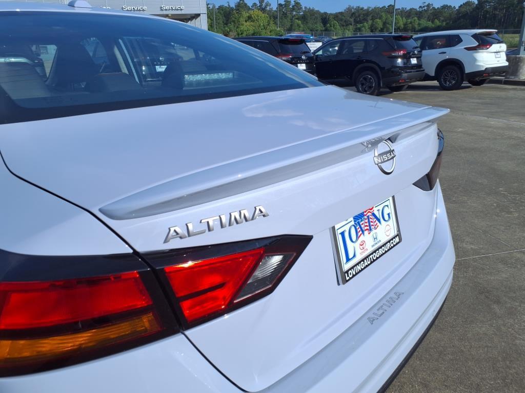 new 2025 Nissan Altima car, priced at $33,141