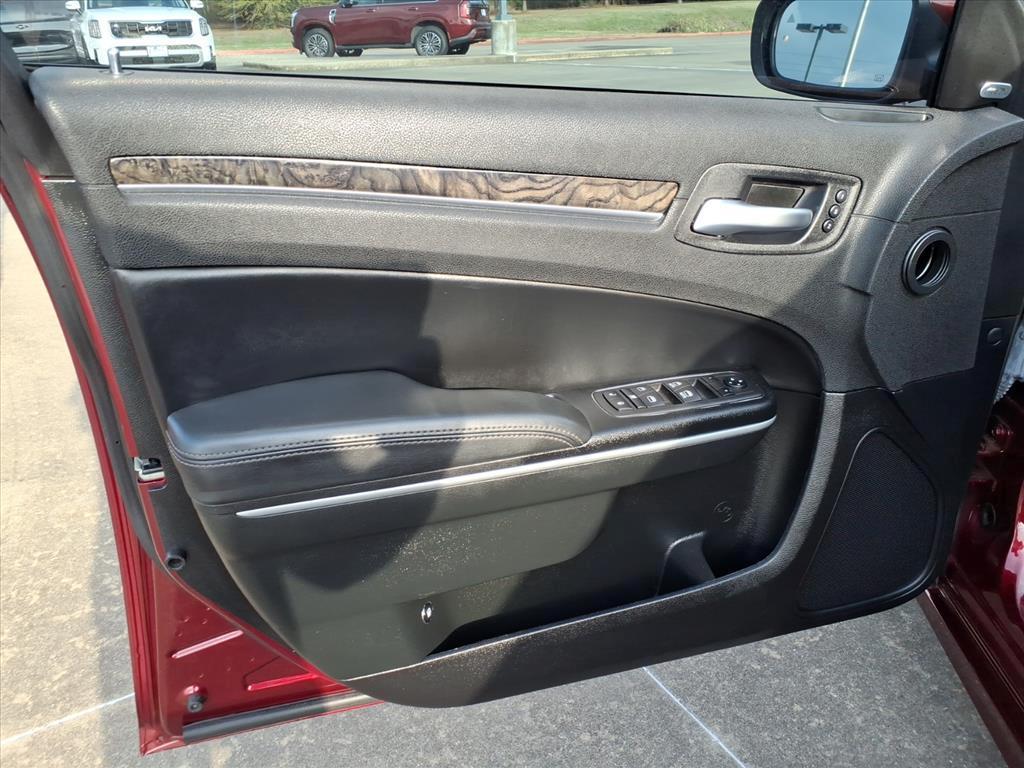 used 2023 Chrysler 300 car, priced at $30,995