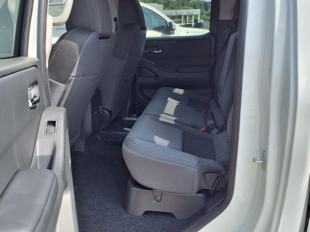 new 2025 Nissan Frontier car, priced at $40,968