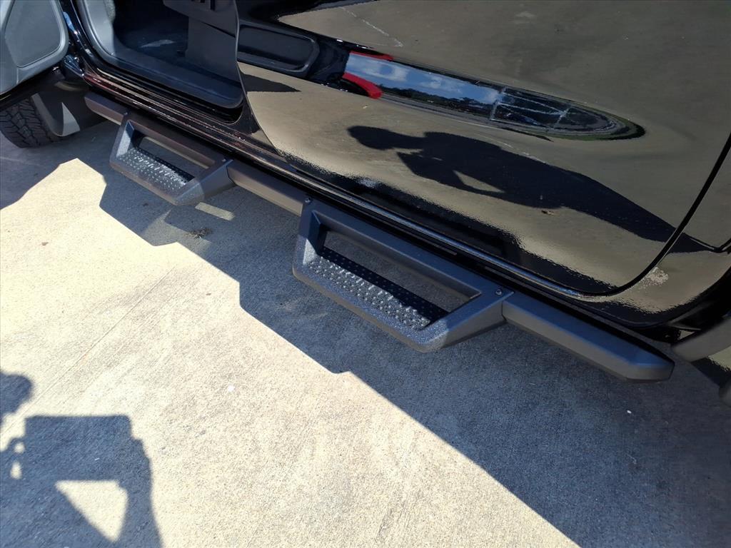 new 2026 Nissan Frontier car, priced at $42,049