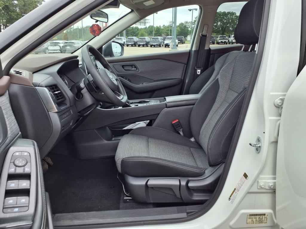 used 2021 Nissan Rogue car, priced at $18,995