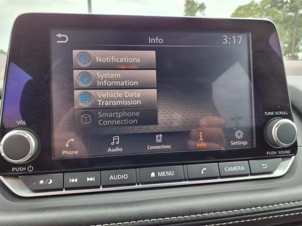 used 2021 Nissan Rogue car, priced at $18,995