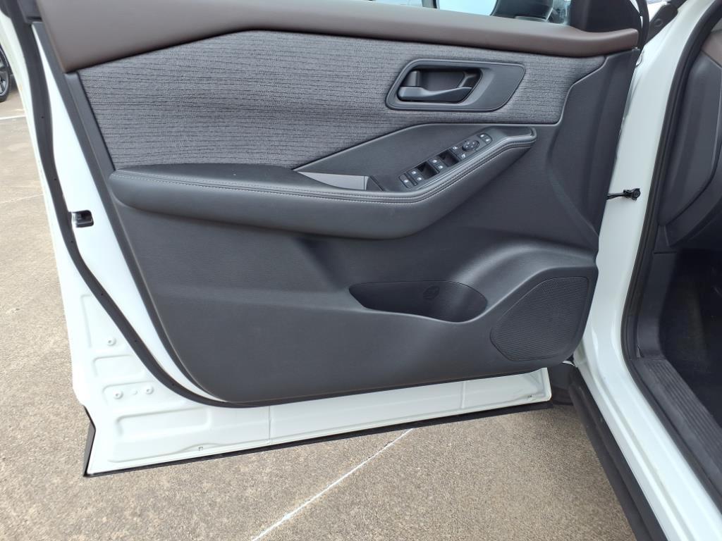 used 2021 Nissan Rogue car, priced at $18,995