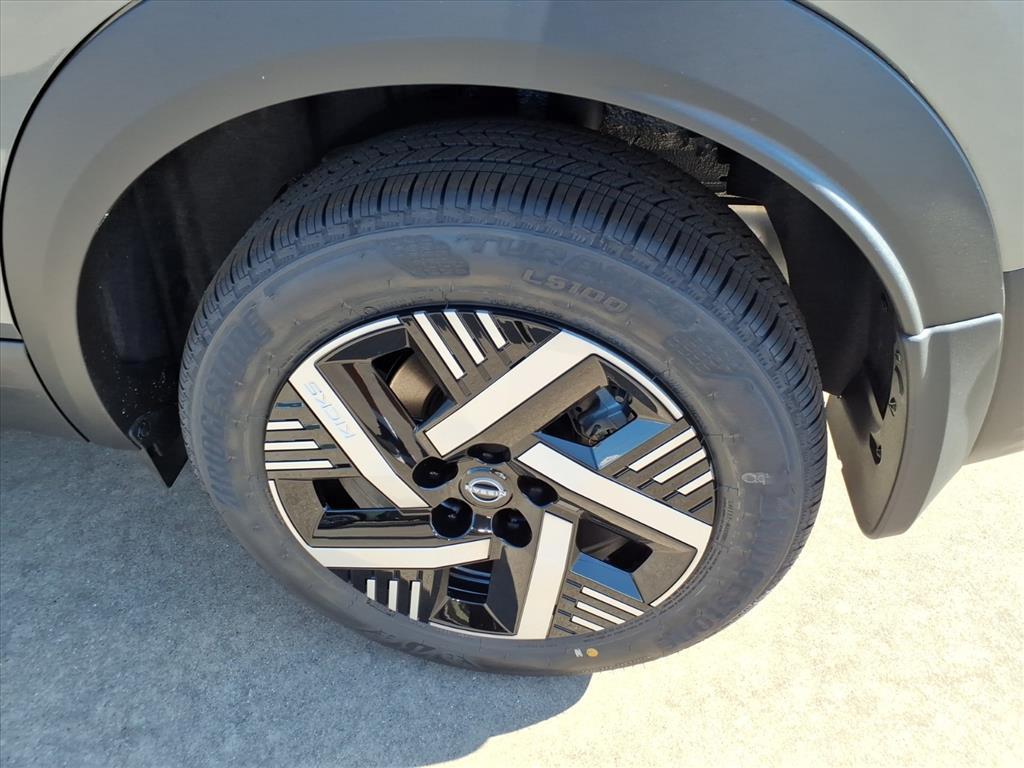 new 2026 Nissan Kicks car, priced at $25,609