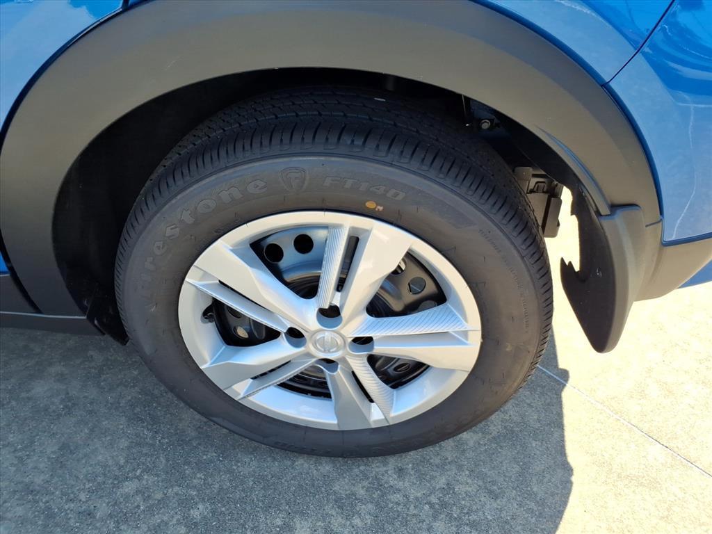 new 2025 Nissan Kicks Play car, priced at $23,865