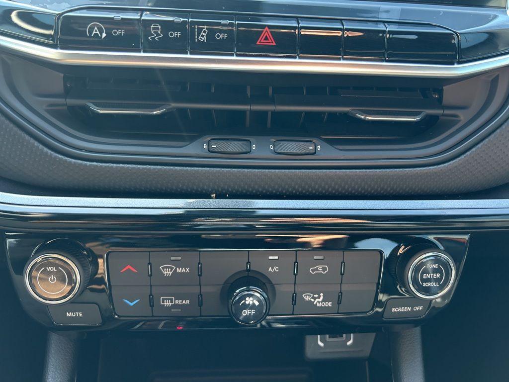 new 2026 Jeep Compass car, priced at $32,323