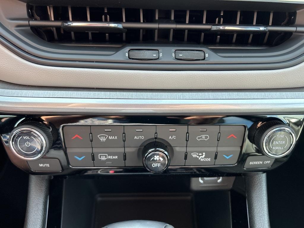 new 2026 Jeep Compass car, priced at $33,770