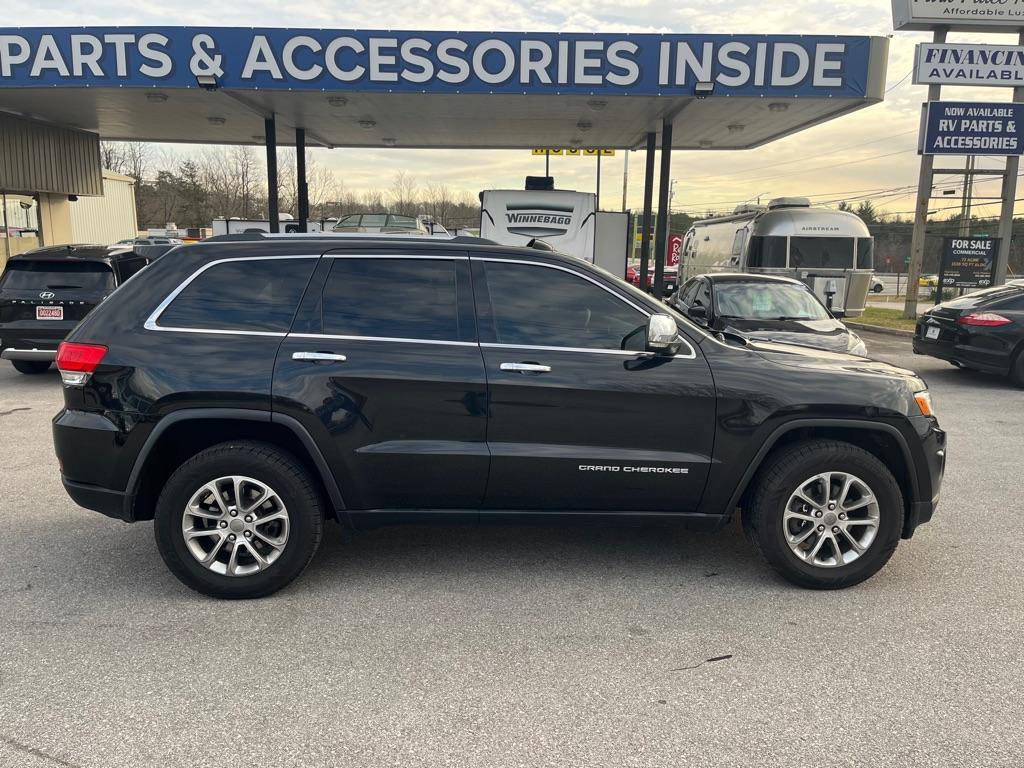 used 2015 Jeep Grand Cherokee car, priced at $8,999