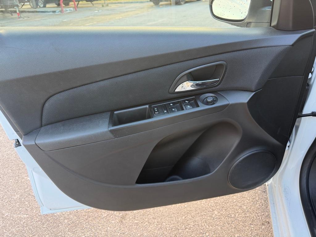 used 2015 Chevrolet Cruze car, priced at $8,999