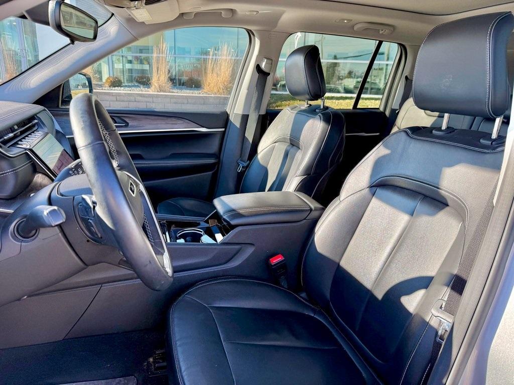 used 2022 Jeep Grand Cherokee car, priced at $26,968