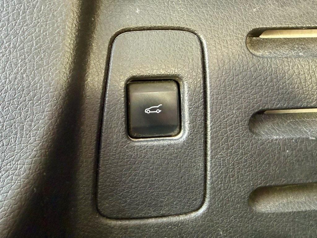 used 2014 Ford Edge car, priced at $10,868