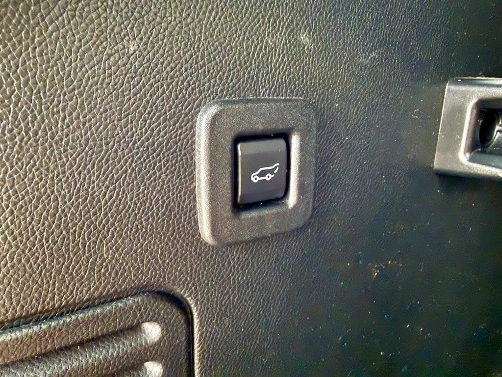 used 2017 Lincoln Navigator L car, priced at $25,968