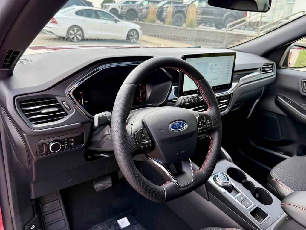 new 2025 Ford Escape car, priced at $30,698
