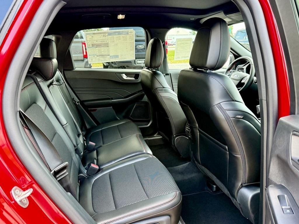 new 2025 Ford Escape car, priced at $30,698