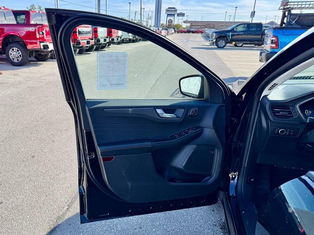 new 2026 Ford Escape car, priced at $34,575