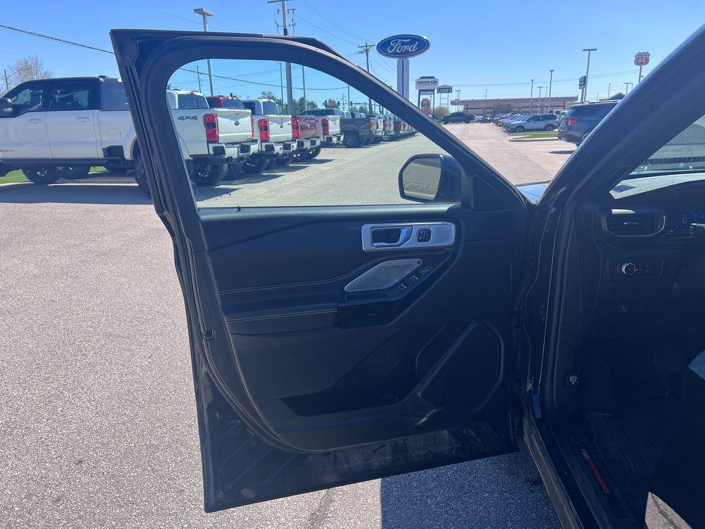 used 2021 Ford Explorer car, priced at $28,968
