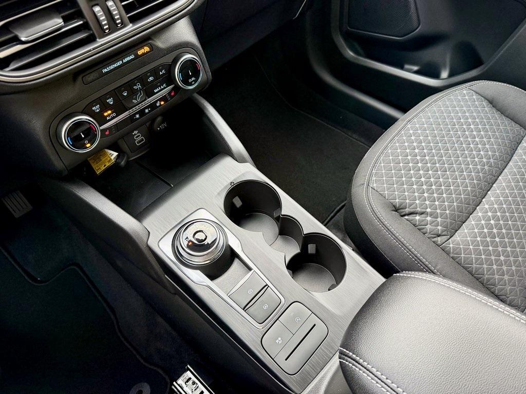 new 2026 Ford Escape car, priced at $29,949