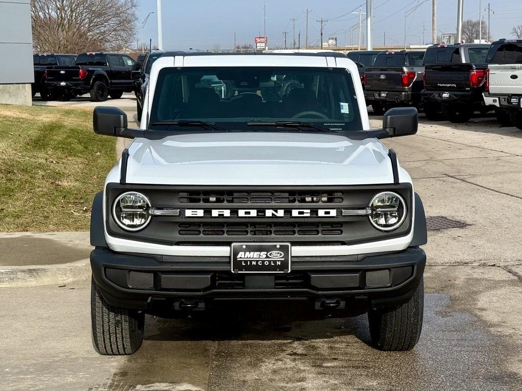 new 2025 Ford Bronco car, priced at $39,252