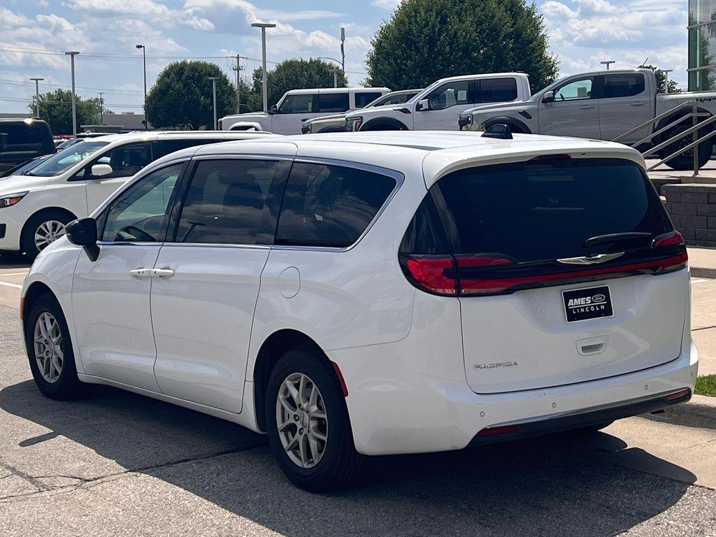 used 2024 Chrysler Pacifica car, priced at $30,468