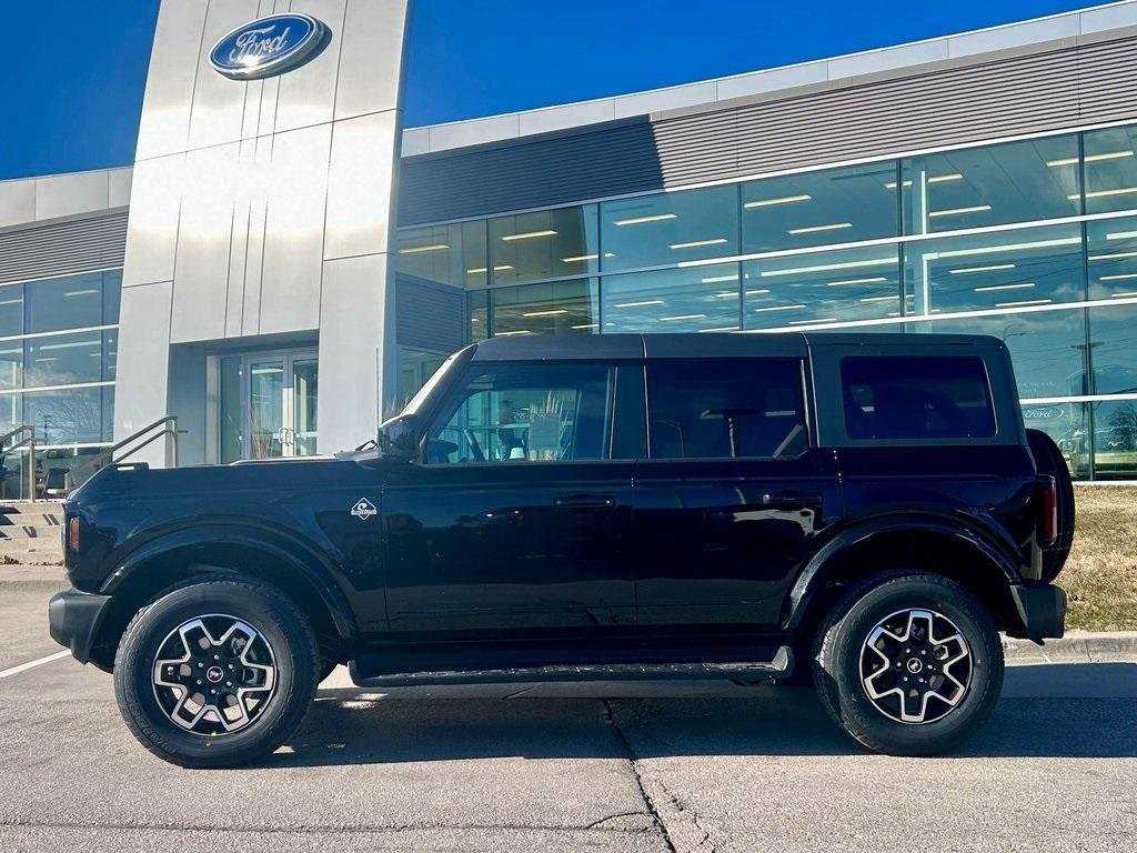 new 2025 Ford Bronco car, priced at $48,534