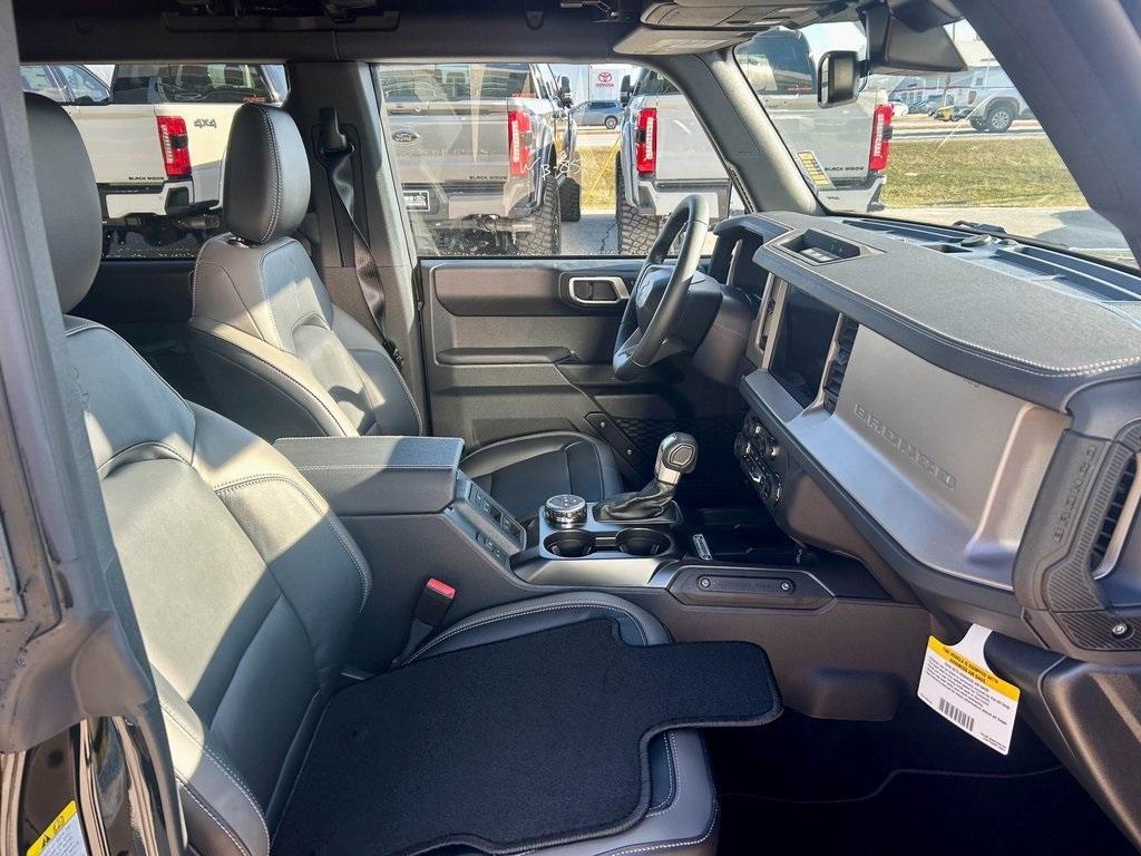 new 2025 Ford Bronco car, priced at $48,534
