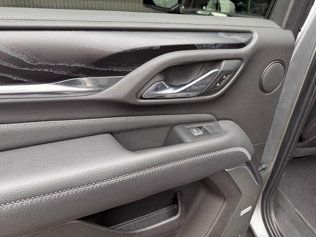 used 2021 GMC Yukon XL car, priced at $48,526