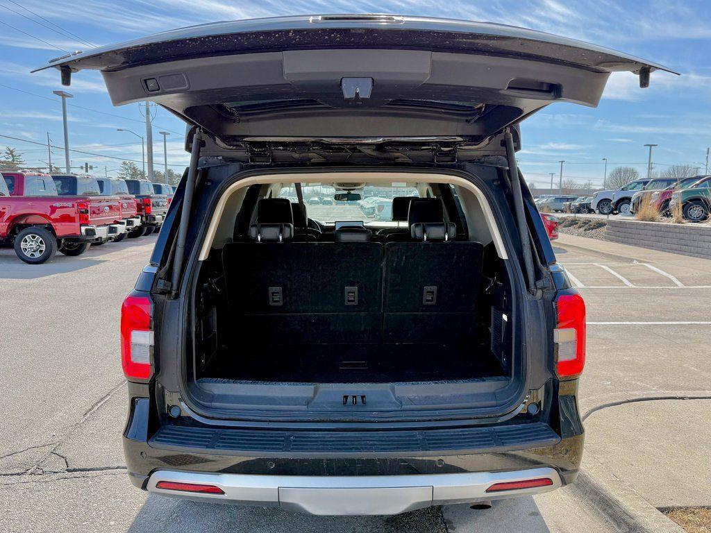 used 2024 Ford Expedition car, priced at $44,968