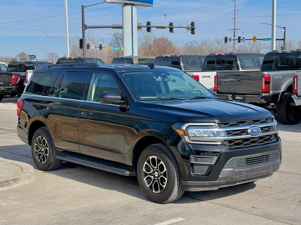 used 2024 Ford Expedition car, priced at $44,968