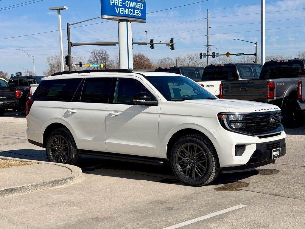 new 2026 Ford Expedition car, priced at $78,824